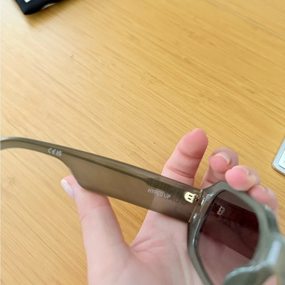 Quay Australia Green Sunglasses